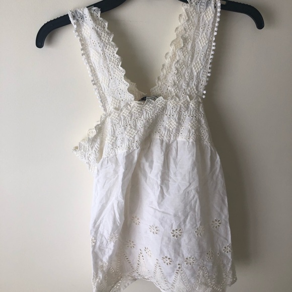 White tank top - Picture 1 of 3